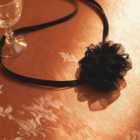 Rose Choker